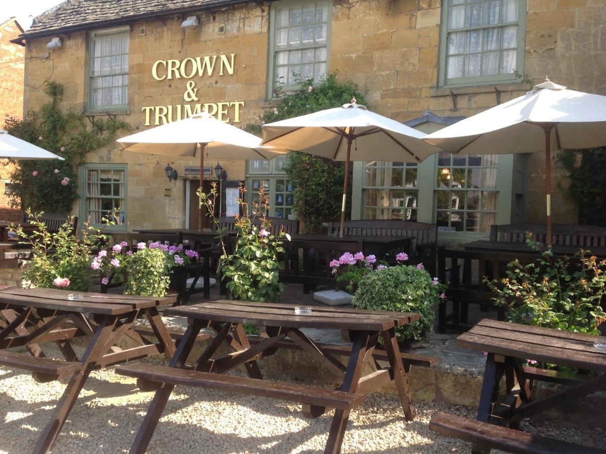 Crown And Trumpet Inn Broadway  Kültér fotó